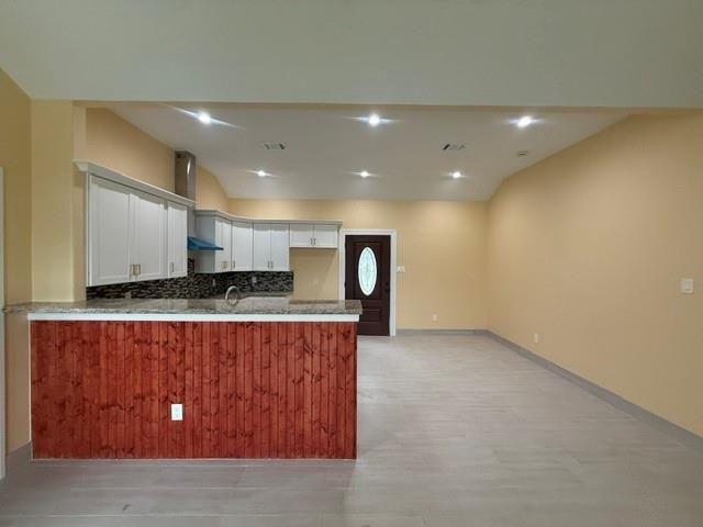 903 Harris Avenue, Pasadena, TX 77506