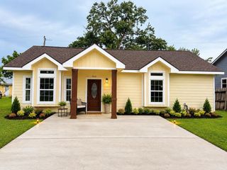 903 Harris Avenue, Pasadena, TX 77506