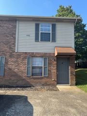 102 Hickory Trce Apt 4, Clarksville, TN 37040