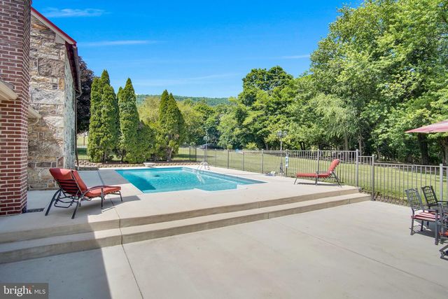 3421 WAGGONERS GAP ROAD, Carlisle, PA 17015