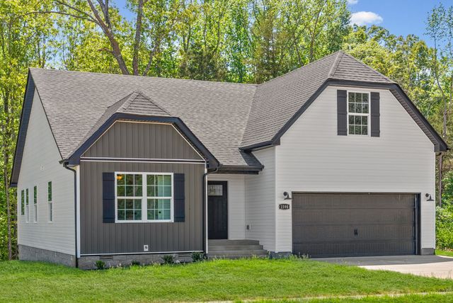 1598 Fredrick Dr, Clarksville, TN 37042