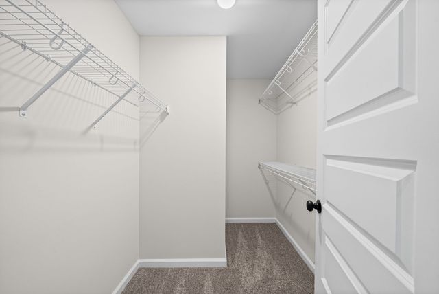 1598 Fredrick Dr, Clarksville, TN 37042