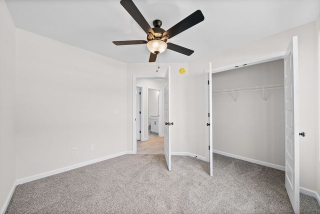 1598 Fredrick Dr, Clarksville, TN 37042