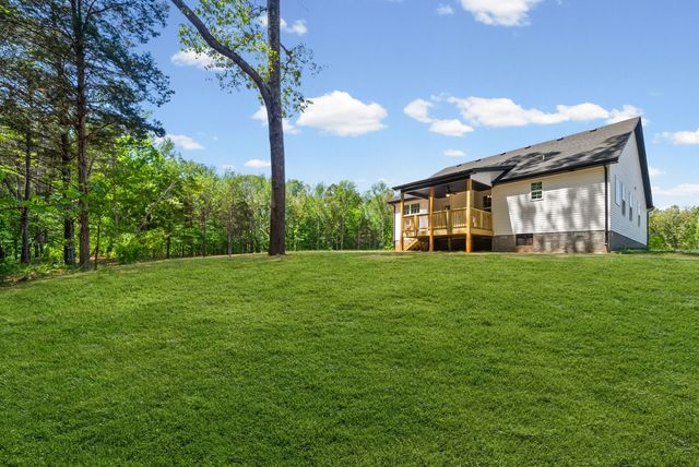 1598 Fredrick Dr, Clarksville, TN 37042