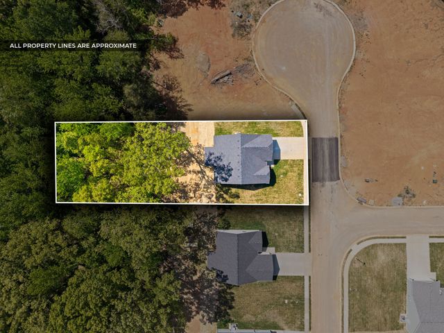 1598 Fredrick Dr, Clarksville, TN 37042