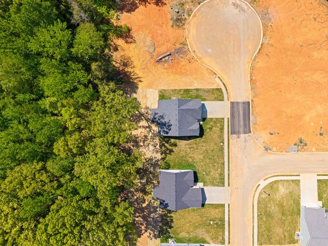 1598 Fredrick Dr, Clarksville, TN 37042