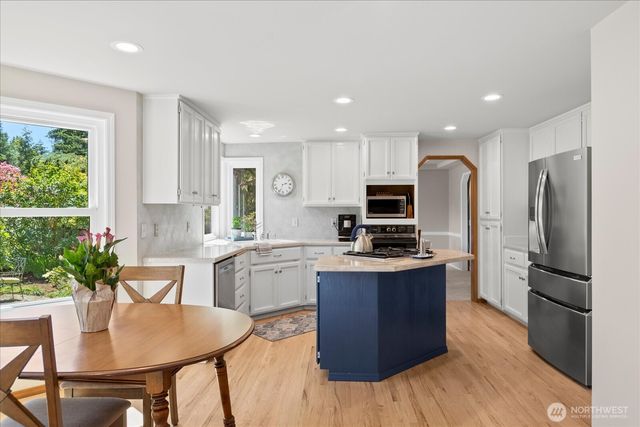 3220 211th Street SE, Bothell, WA 98021