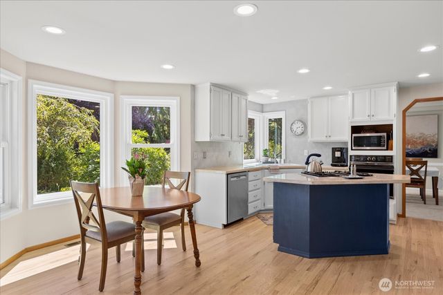 3220 211th Street SE, Bothell, WA 98021