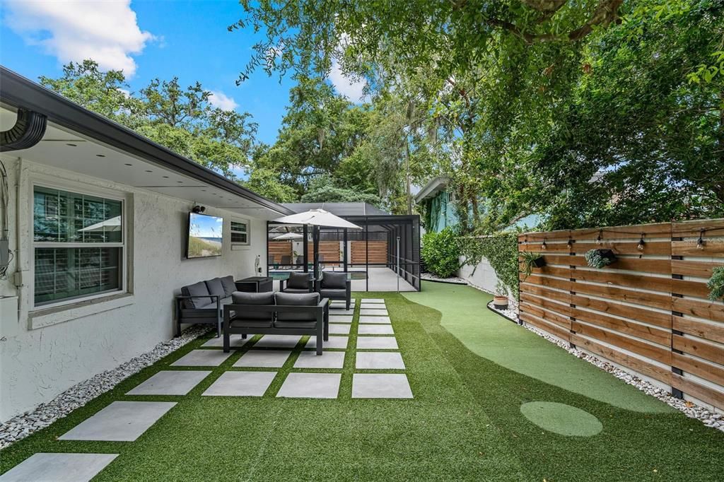 Image 30 of property listing at 2233 LEU ROAD, Orlando, FL 32803