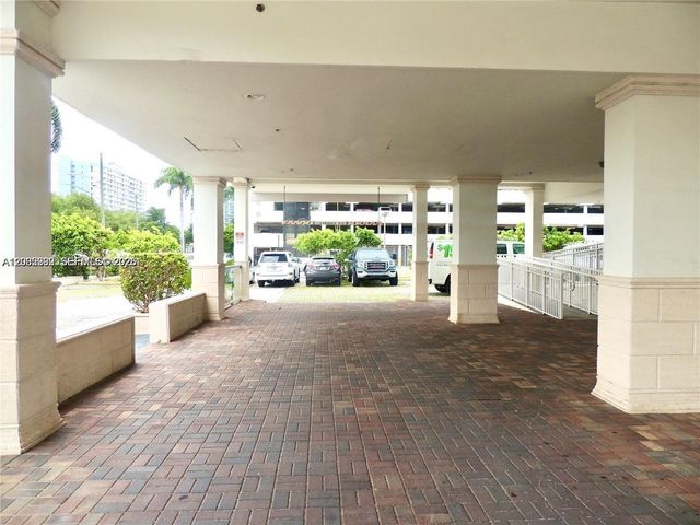 7545 E Treasure Dr 9H, North Bay Village, FL 33141