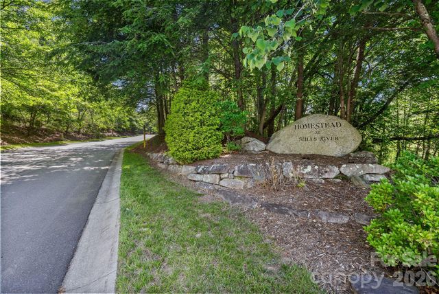 472 Mills River Way, Horse Shoe, NC 28742