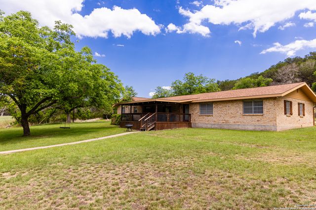 194 N Wood Duck, Kerrville, TX 78028