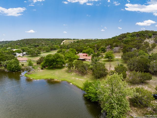 194 N Wood Duck, Kerrville, TX 78028