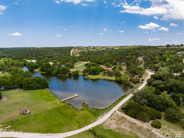 194 N Wood Duck, Kerrville, TX 78028