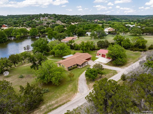 194 N Wood Duck, Kerrville, TX 78028