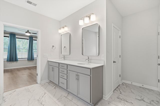 8646 Windsor Hill Boulevard, North Charleston, SC 29420