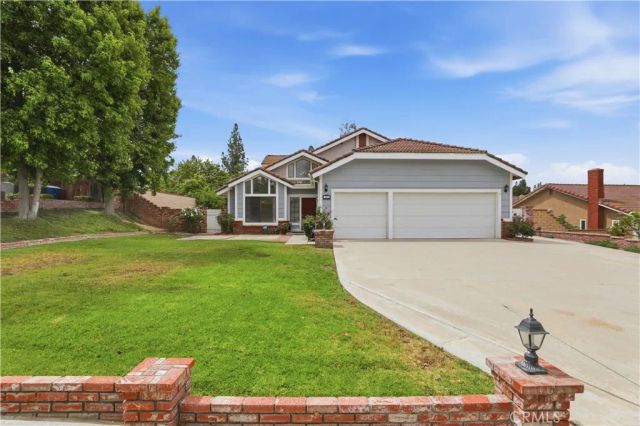 1272 Via Vista, Riverside, CA 92506