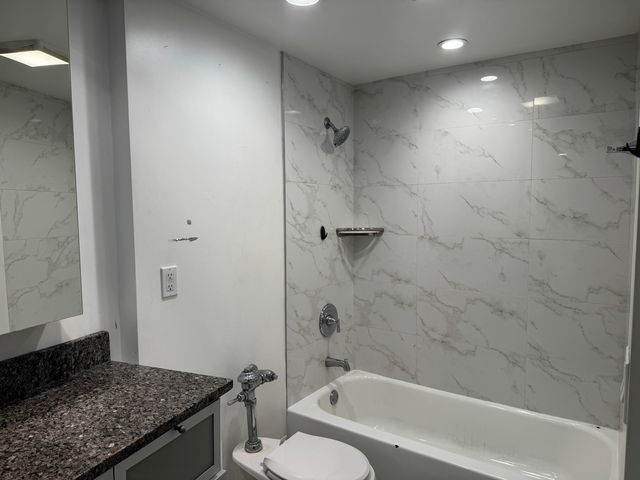 300 N State Street 2125, Chicago, IL 60654