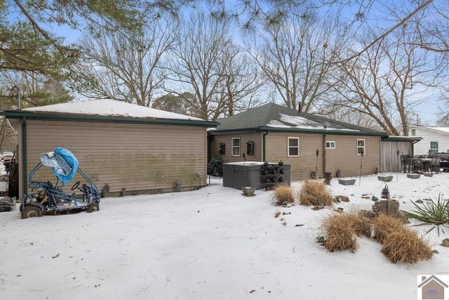 2164 Homewood Ave, Paducah, KY 42003