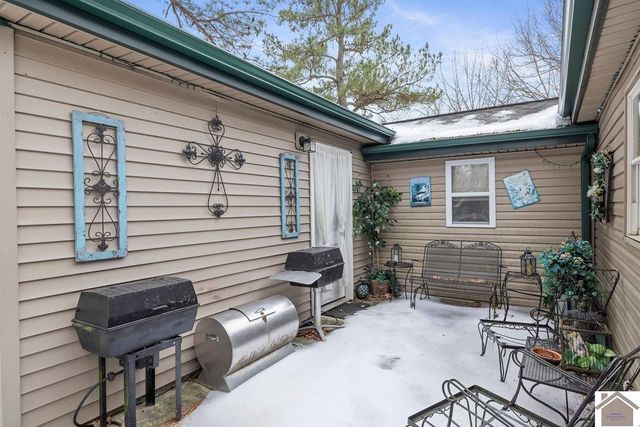 2164 Homewood Ave, Paducah, KY 42003