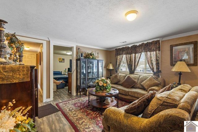 2164 Homewood Ave, Paducah, KY 42003