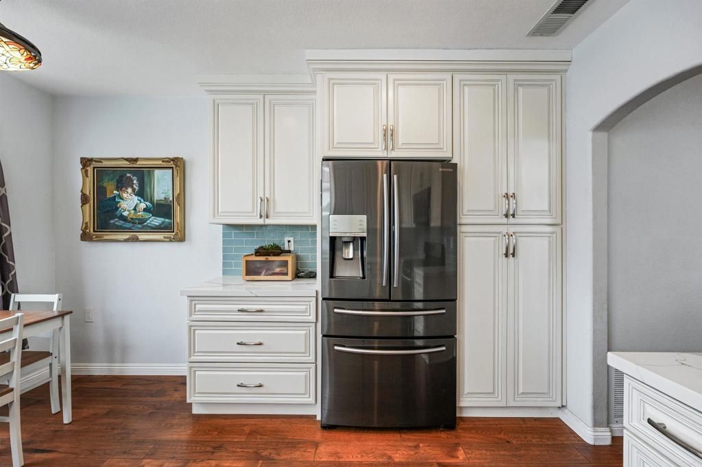 Image 13 of property listing at 3315 Tripoli, Oceanside, CA 92056