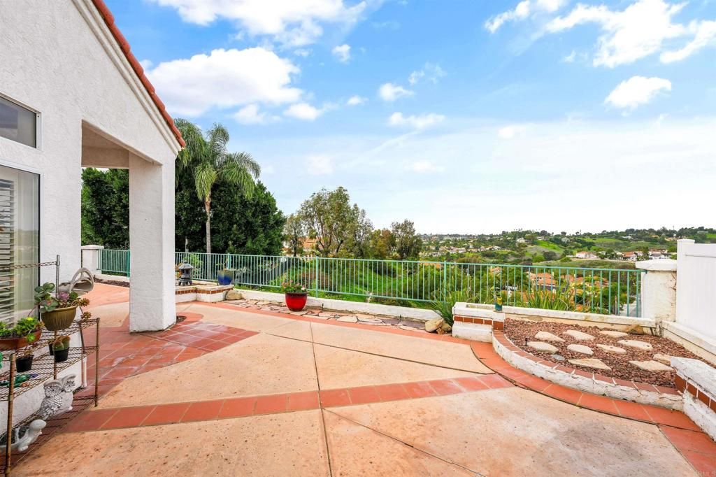 Image 31 of property listing at 3315 Tripoli, Oceanside, CA 92056