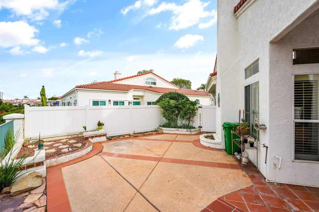 Image 34 of property listing at 3315 Tripoli, Oceanside, CA 92056