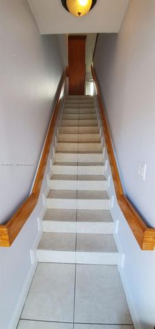 8011 Lake Dr 202, Doral, FL 33166