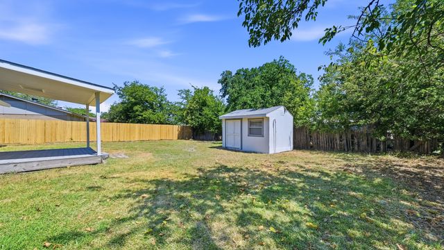 744 Windsor Drive, Everman, TX 76140