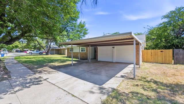 744 Windsor Drive, Everman, TX 76140