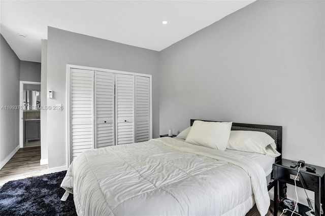 1001 NW 148th St, Miami, FL 33168