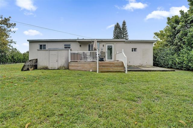 1001 NW 148th St, Miami, FL 33168