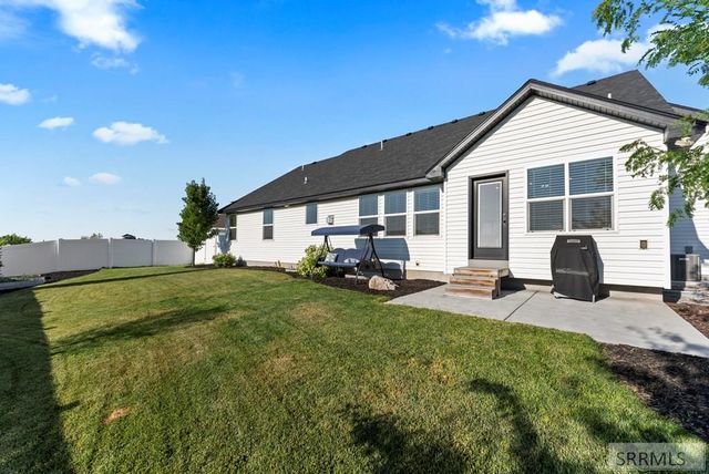 4736 S Thunder Drive, Ammon, ID 83406