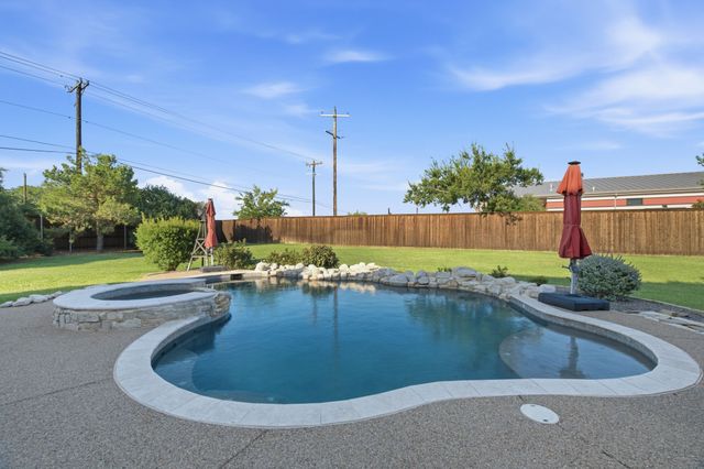 8470 Steeplechase Circle, Argyle, TX 76226