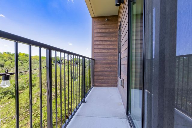 2500 Longview ST 402, Austin, TX 78705