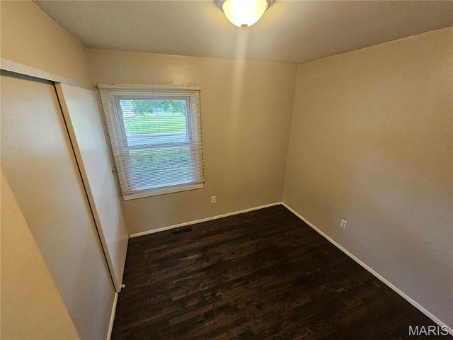 10604 Trask Drive, St Louis, MO 63136