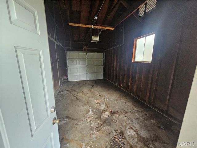 10604 Trask Drive, St Louis, MO 63136