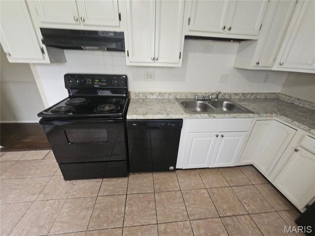 10604 Trask Drive, St Louis, MO 63136
