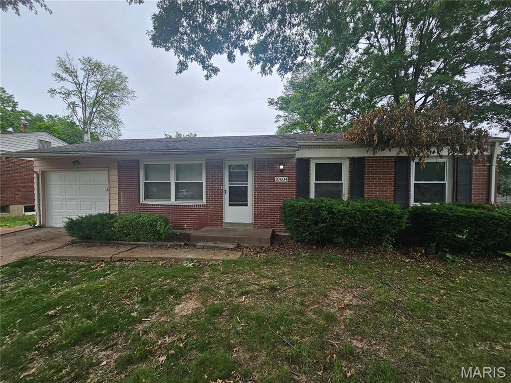 10604 Trask Drive, St Louis, MO 63136