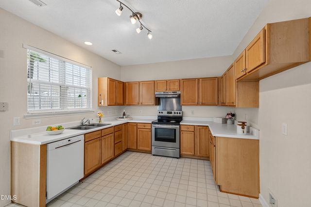 204 Grassy Point Road, Apex, NC 27502
