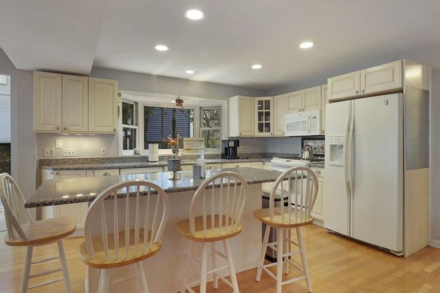 353 Indian Point ROAD, Twin Lakes, WI 53181