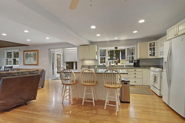 353 Indian Point ROAD, Twin Lakes, WI 53181