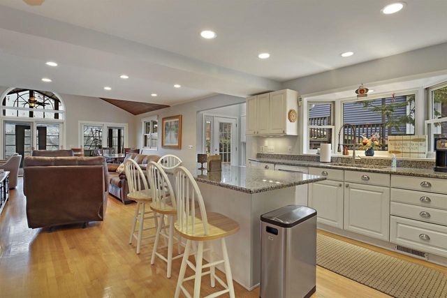 353 Indian Point ROAD, Twin Lakes, WI 53181