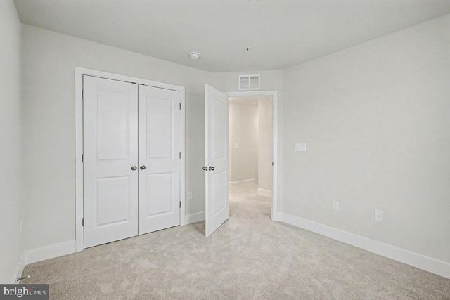 10626 ROUNDSTONE LN, White Plains, MD 20695