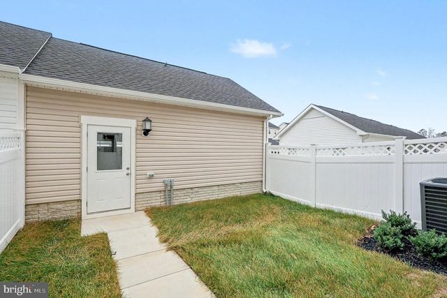 10626 ROUNDSTONE LN, White Plains, MD 20695