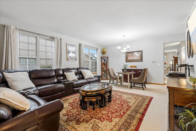 39581 N Cambridge Boulevard, Beach Park, IL 60083