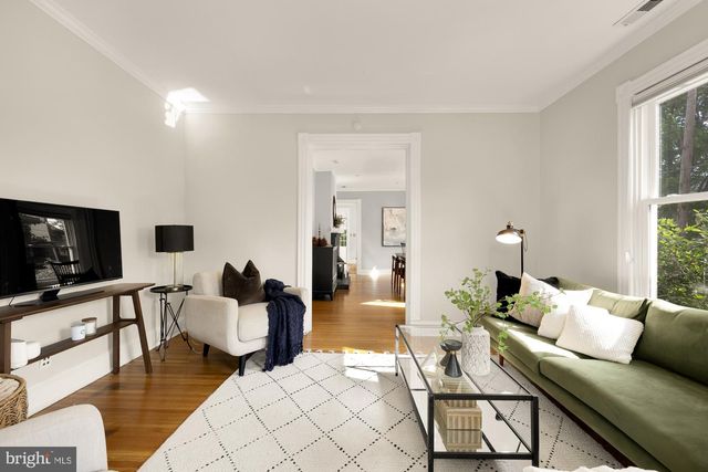 1620 HAMLIN ST NE, Washington, DC 20018