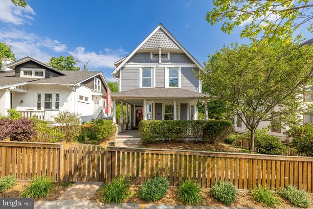 1620 HAMLIN ST NE, Washington, DC 20018