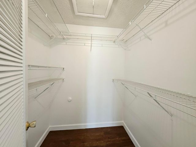 8431 NW 12th Street D68, Plantation, FL 33322